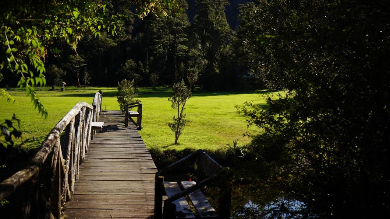 El Pangue Lodge Puerto Puyuguapi Dış mekan fotoğraf